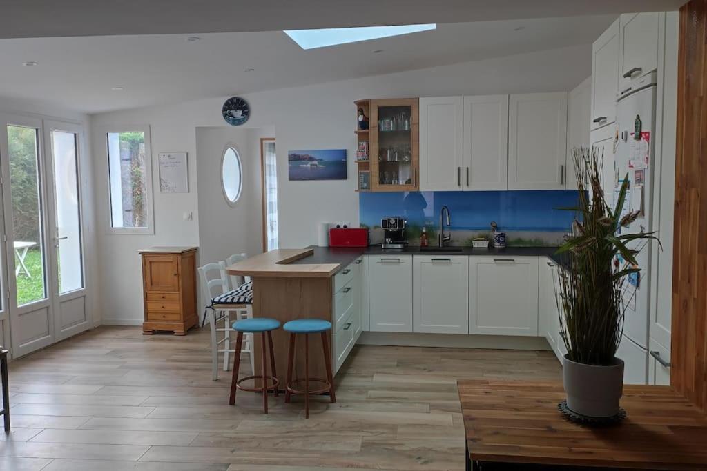 Maison Spacieuse 50 M De La Plage Ouistreham Exteriör bild